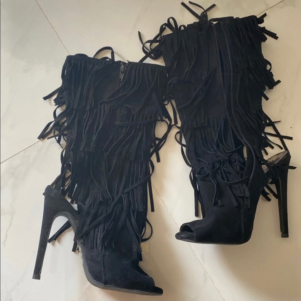 High heel boots
